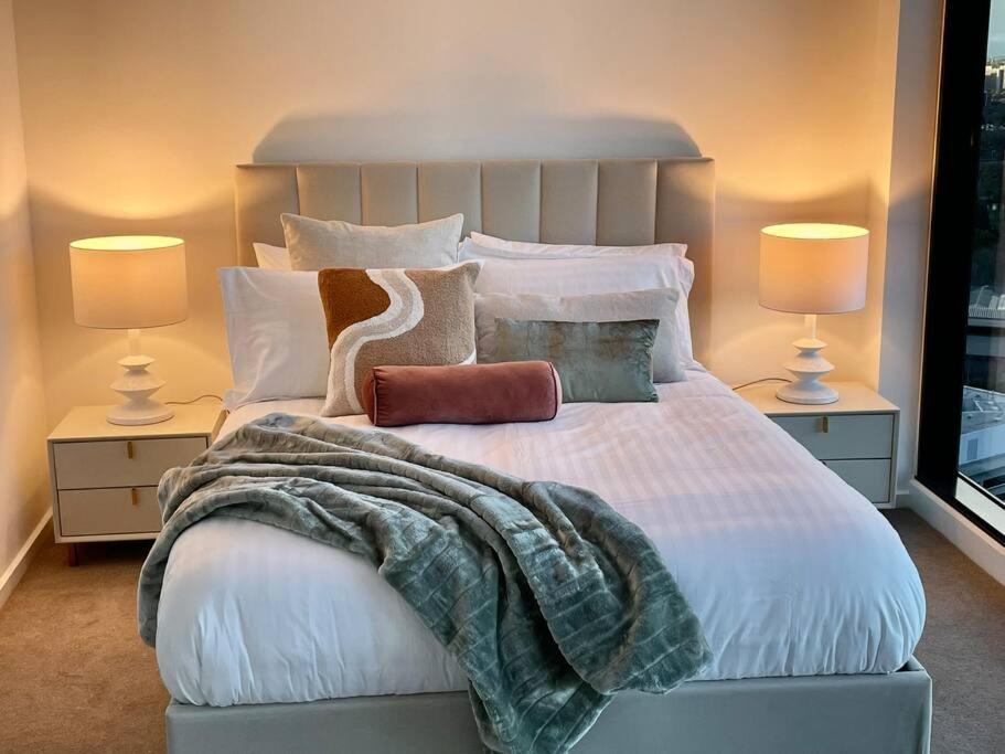 Lux 3 Bedroom Apartment In Southbank Мельбурн Екстер'єр фото